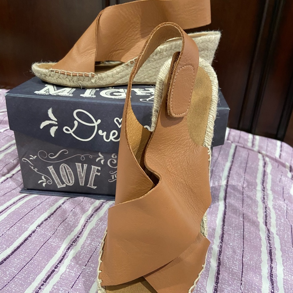 Wedges in great condition